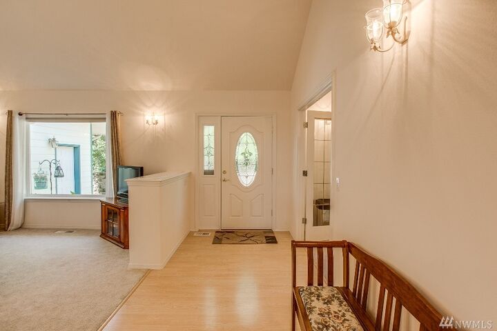 Property Photo:  1333 S Hills Dr  WA 98823