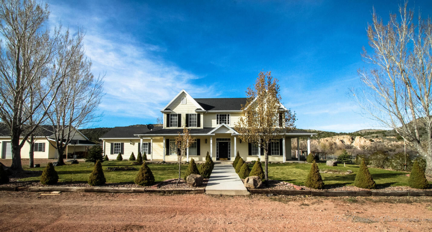 Property Photo: 3272 W Highway 120 UT 84725