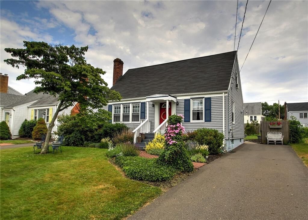 Property Photo:  459 Jones Hill Road  CT 06516 