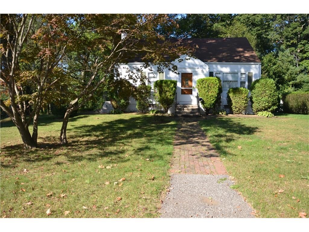 Property Photo:  6 Lewis Road  CT 06905