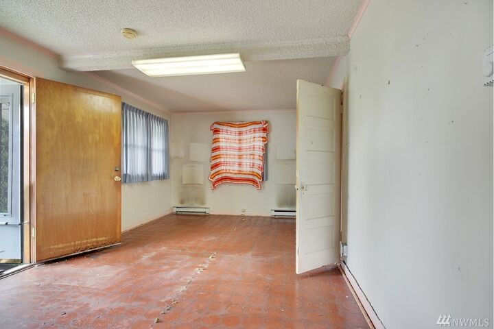 Property Photo:  1845 E 34th St  WA 98404 