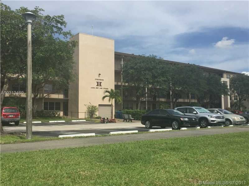 Property Photo:  1401 SW 135th Ter 407H  FL 33027 