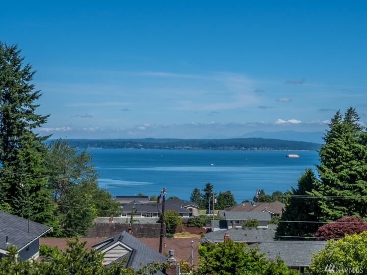 4821 Dover St  Everett WA 98203 photo