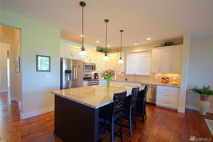 Property Photo: 186 Cooper Lane N WA 98022