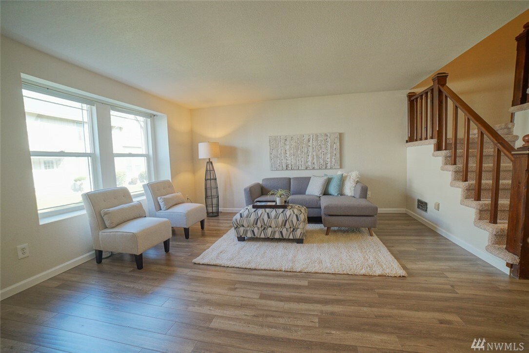 Property Photo: 2621 Mountain View Ave W 2-B WA 98466