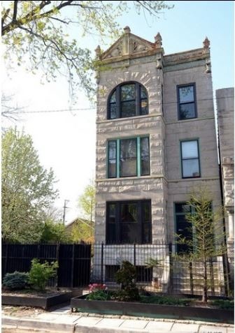 Property Photo: 2648 W Crystal Street 1 IL 60622