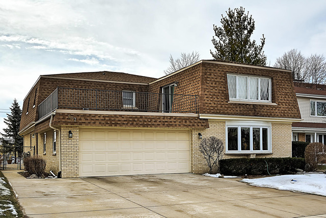 Property Photo:  907 E Ardyce Lane  IL 60056 