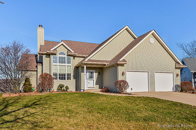 Property Photo:  1300 Valayna Drive  IL 60504 