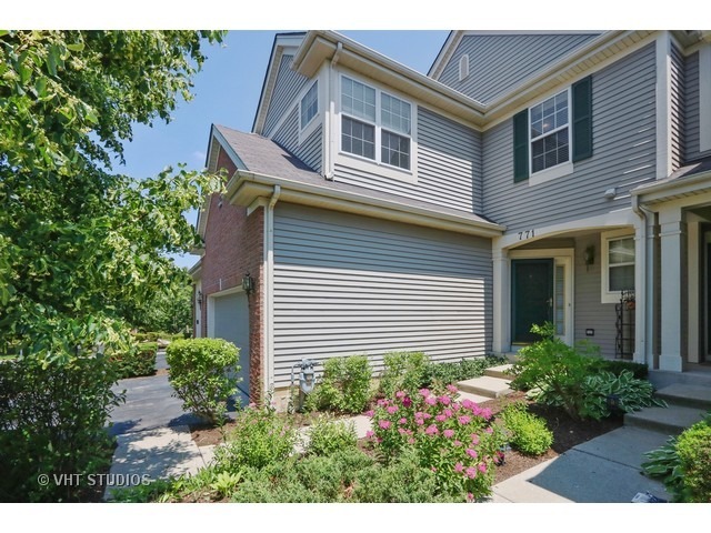 Property Photo:  771 Creekside Circle  IL 60031 