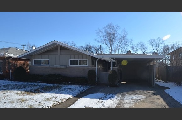 Property Photo:  941 Sherwood Road  IL 60526 