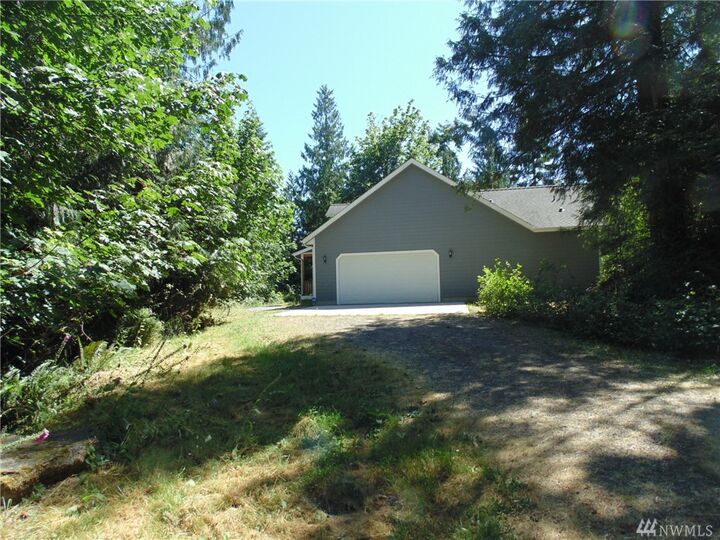 Property Photo: 726 Glass Rd WA 98362