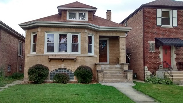 Property Photo:  2039 N New England Avenue N  IL 60707 