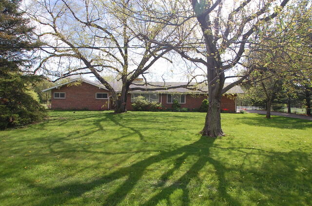 8S125 Indiana Avenue  Naperville IL 60540 photo