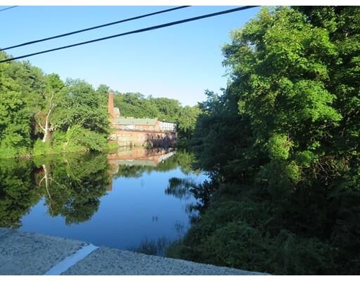 Property Photo: 8 City View Blvd MA 01085