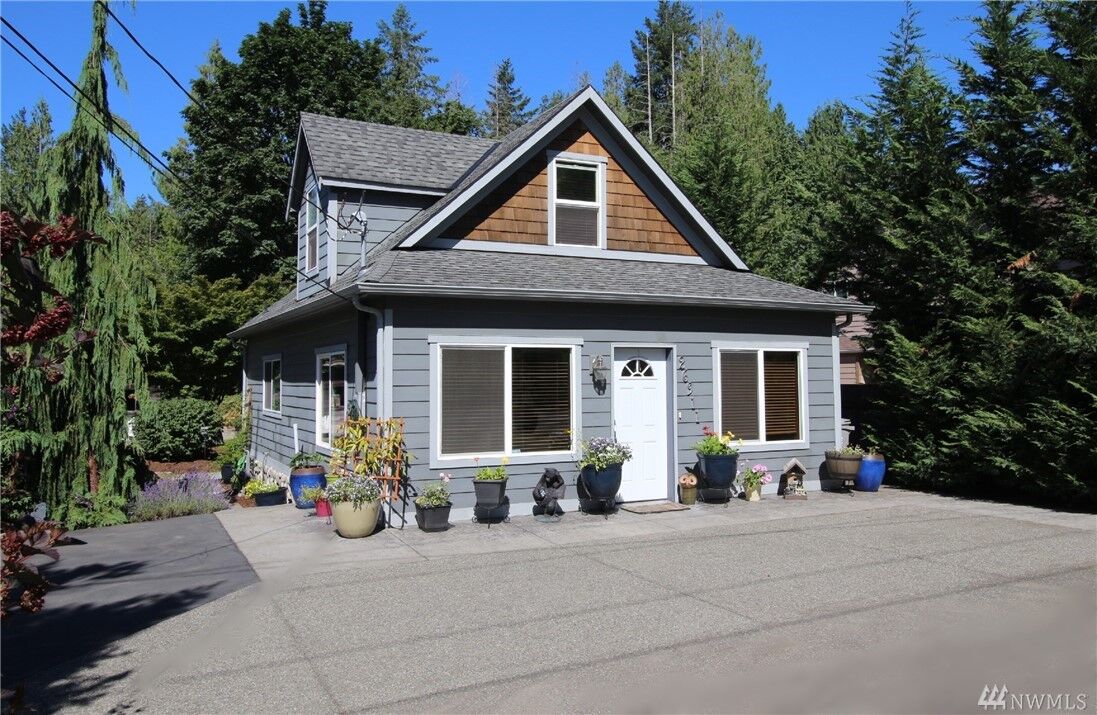 Property Photo:  26911 Landsburg Rd SE  WA 98051 