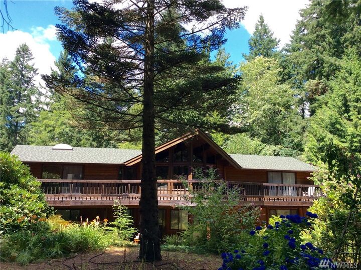 Property Photo:  13920 88th Av Ct NW  WA 98329 