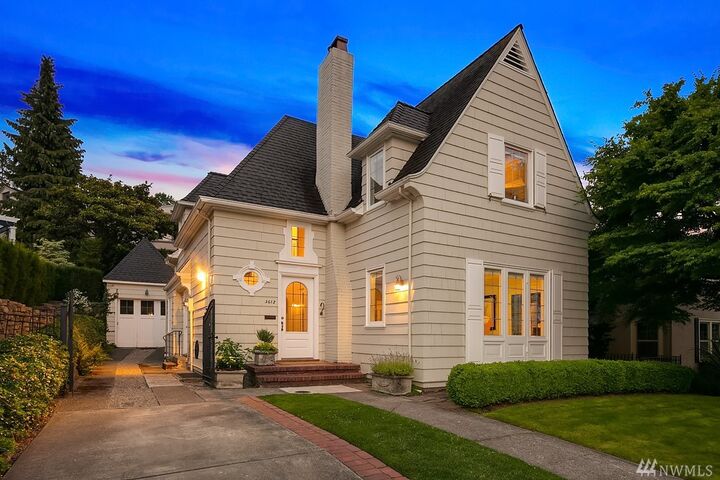 3612 47th Ave NE  Seattle WA 98105 photo