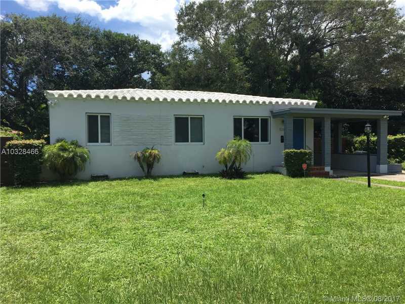 1060 NE 121st St  Biscayne Park FL 33161 photo