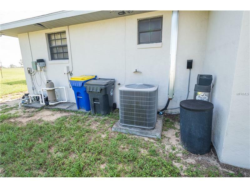 Property Photo:  207 E Thomas Street  FL 33825 