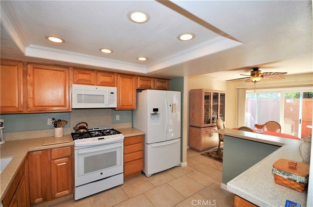 Property Photo: 362 Plaza Estival CA 92672
