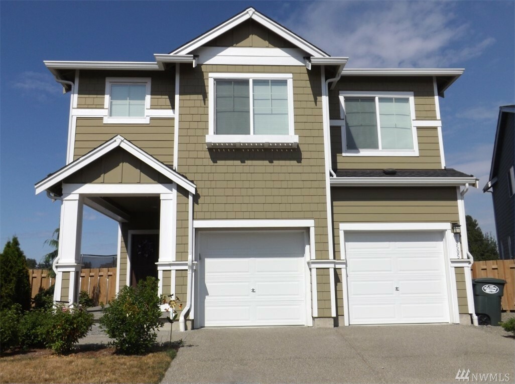 Property Photo: 19505 21st Av Ct E WA 98387
