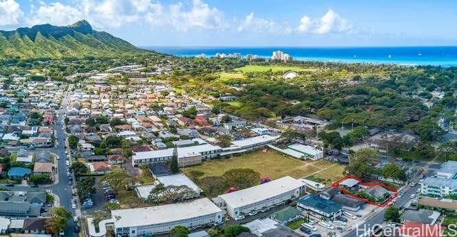 Property Photo:  3017 Hollinger Street  HI 96815 