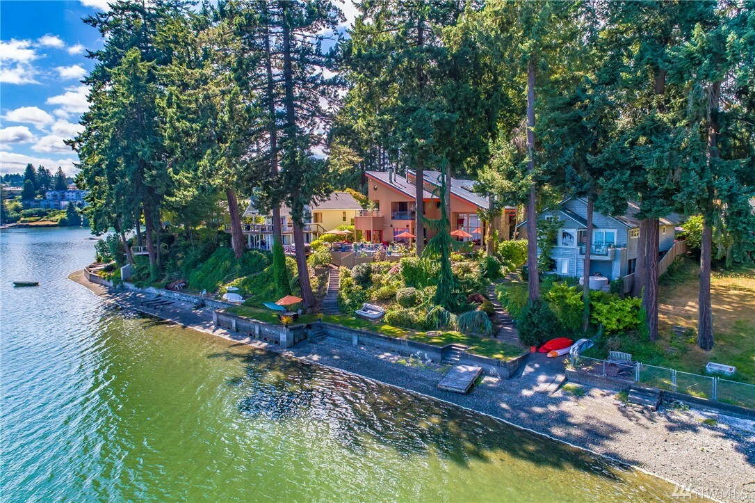 Property Photo:  1456 Madrona Point Dr  WA 98312 