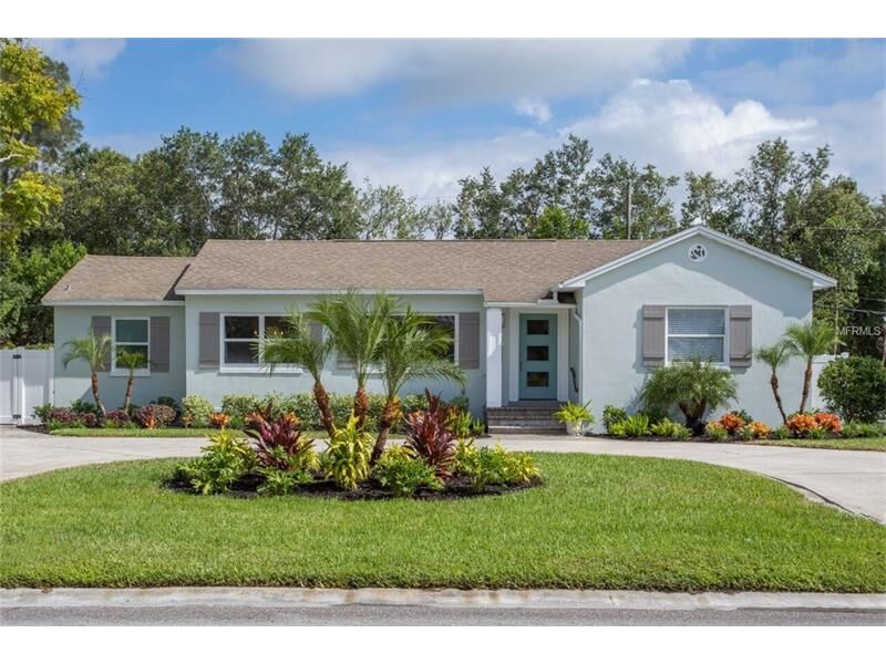 Property Photo:  533 34th Avenue NE  FL 33704 
