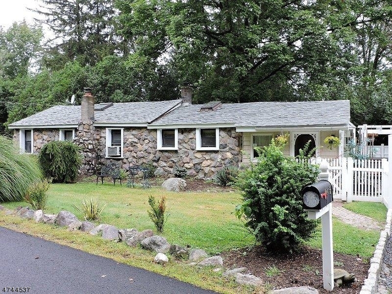 Property Photo:  494 Split Rock Rd  NJ 07005 