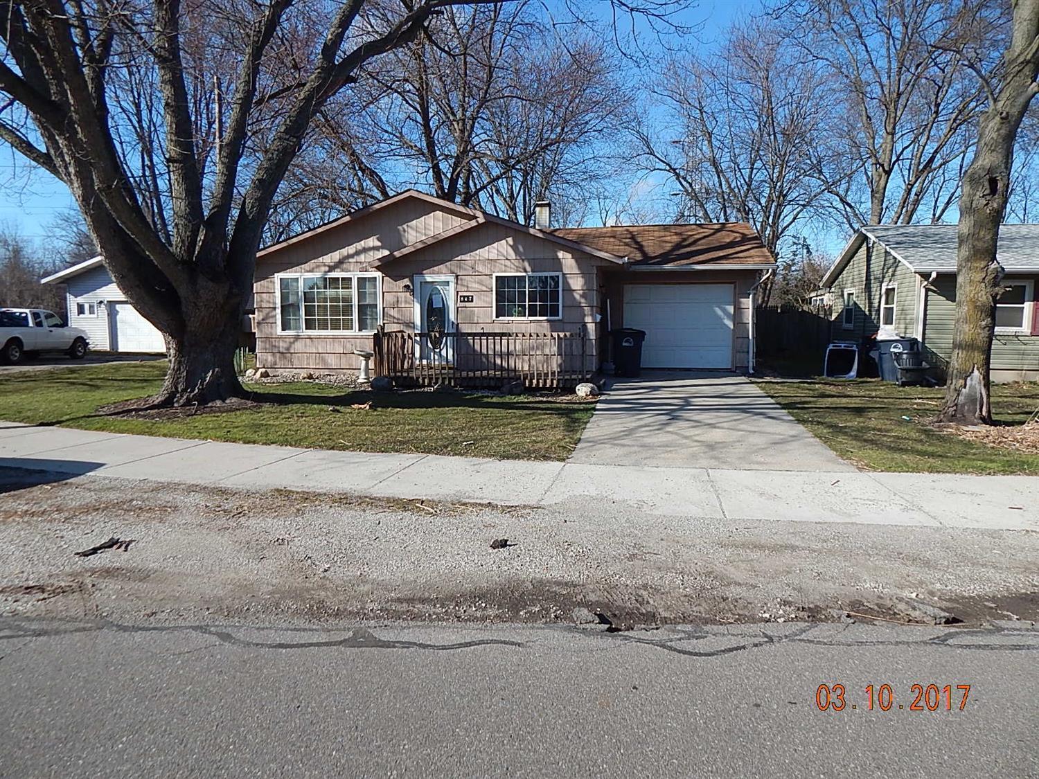 Property Photo: 847 Henry Street IN 46360