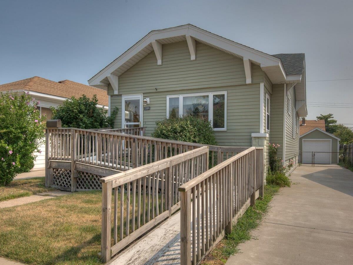 Property Photo:  1309 Davis Avenue  IN 46394 