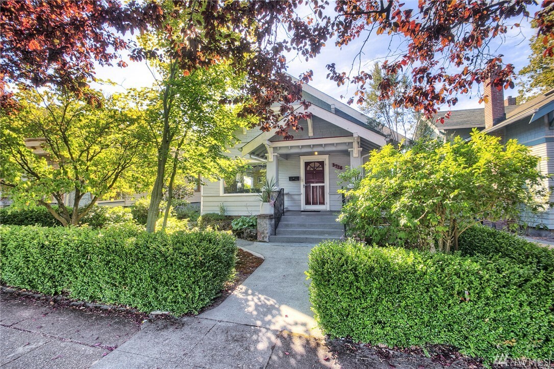 Property Photo:  3726 Tacoma Ave S  WA 98418 