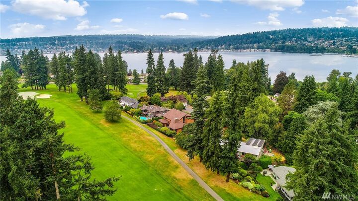 Property Photo:  16307 Inglewood Lane NE  WA 98028 