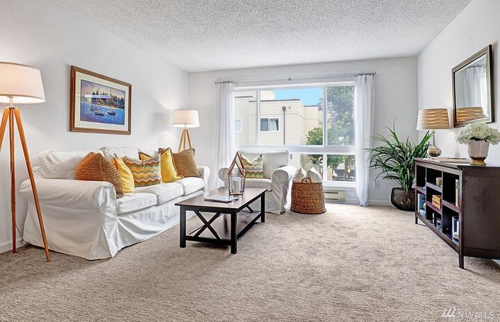 5832 NE 75th Street E101  Seattle WA 98115 photo