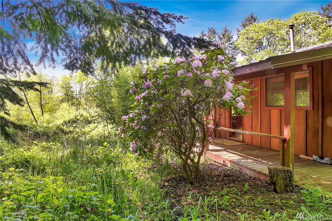 Property Photo: 96 Eliza Island WA 98225