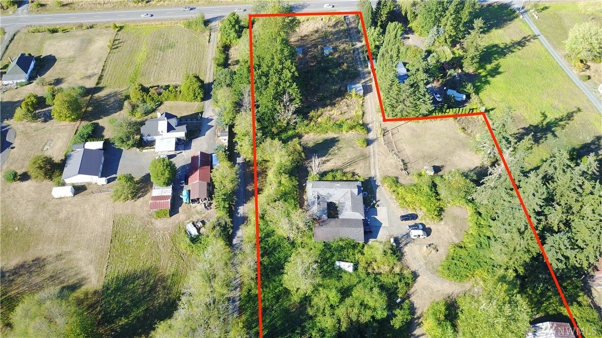 Property Photo:  2241 Mt Baker Hwy  WA 98226 