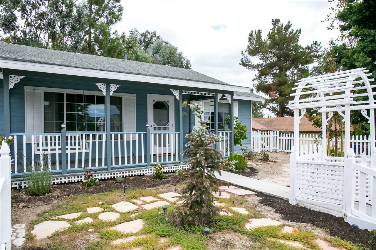 Property Photo:  13459 Starridge Street  CA 92064 