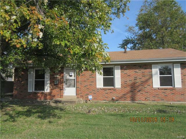Property Photo: 1450 New Florissant Road 63033