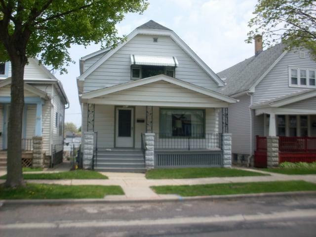 Property Photo:  3222 S 14th St  WI 53215 