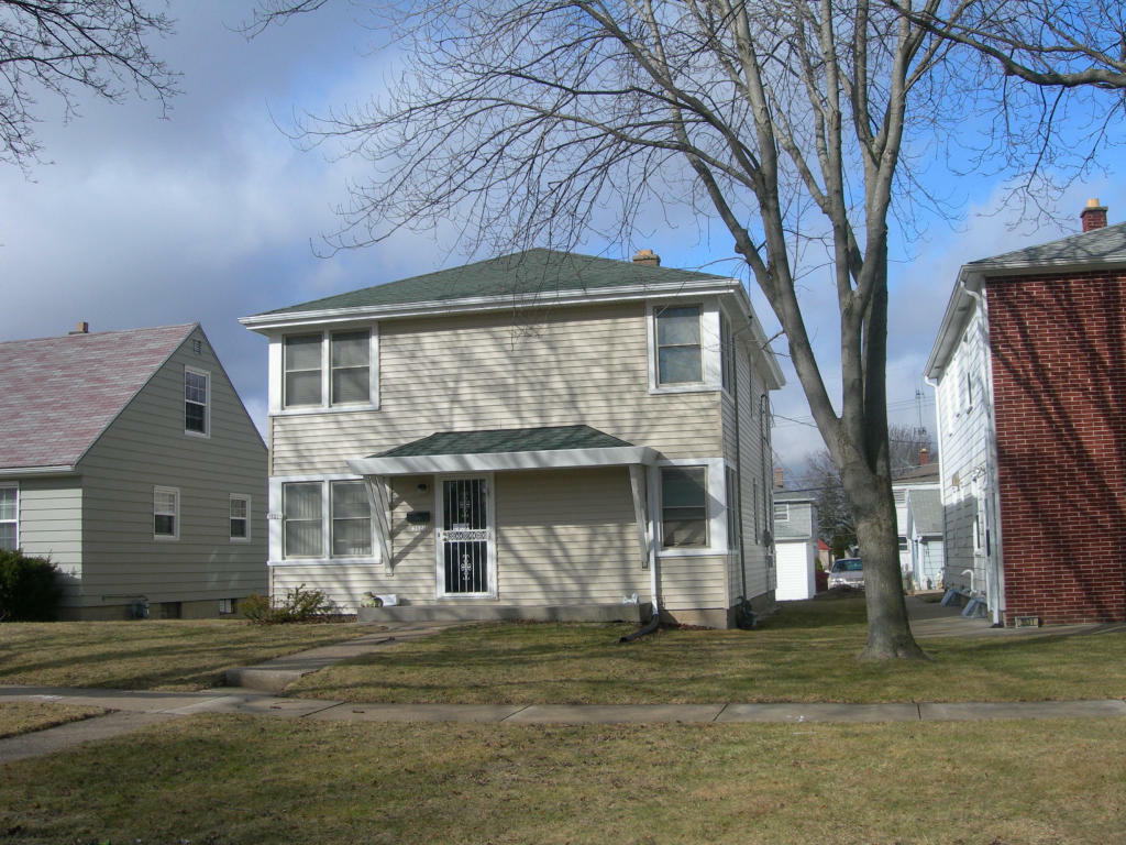 Property Photo: 3527 N 84th St 3527A WI 53222-2801