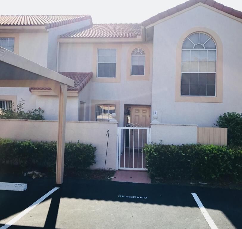 Property Photo:  14371 Via Royale 1  FL 33446