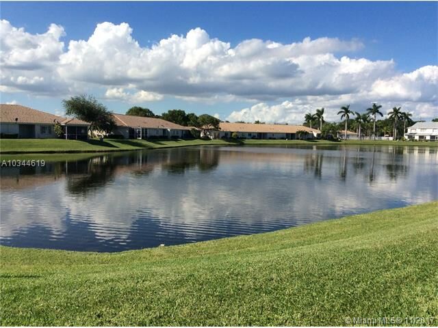Property Photo: 4995 SW 31st Ter 85 FL 33312