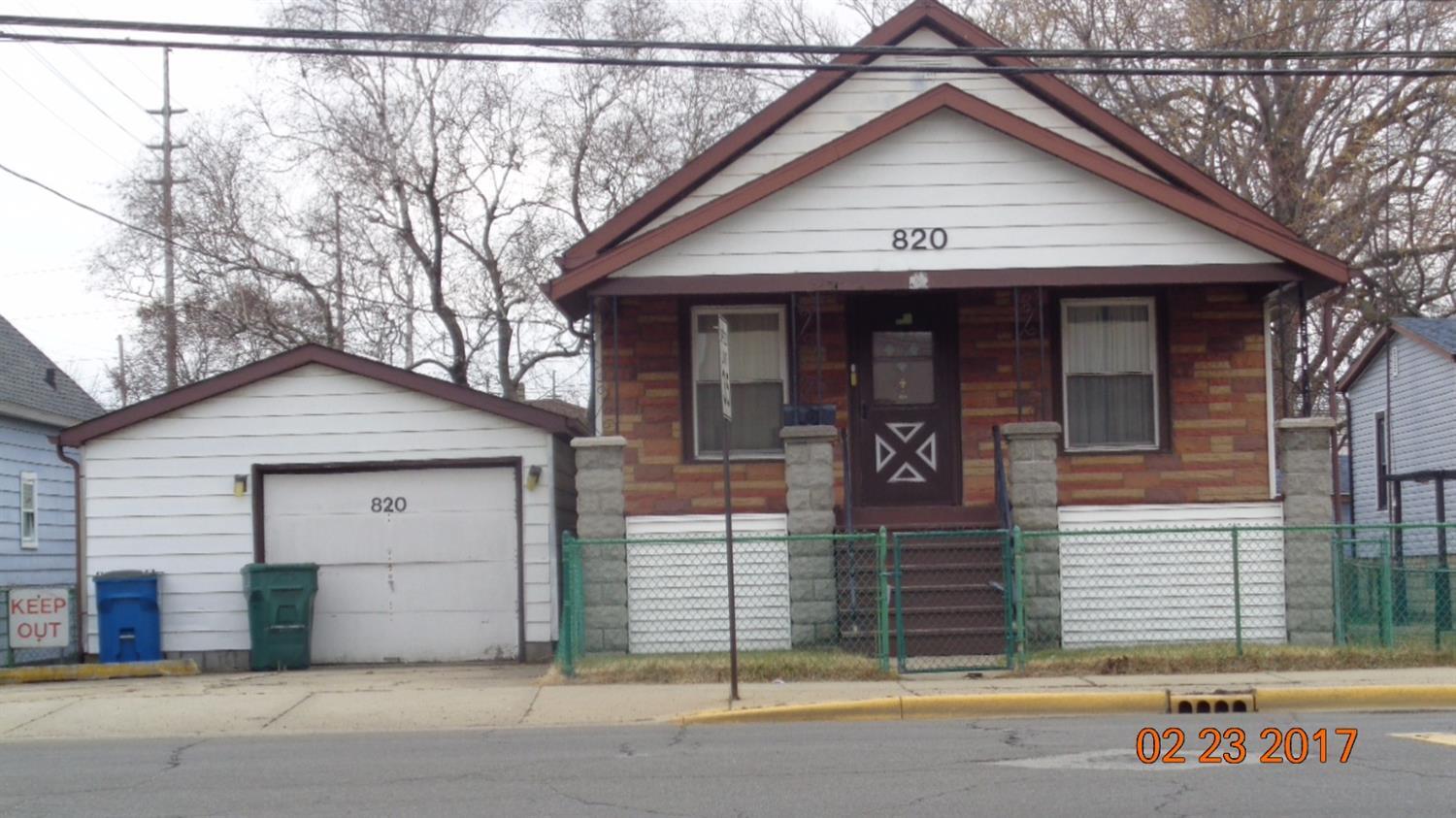 Property Photo: 820 Gostlin Street IN 46327
