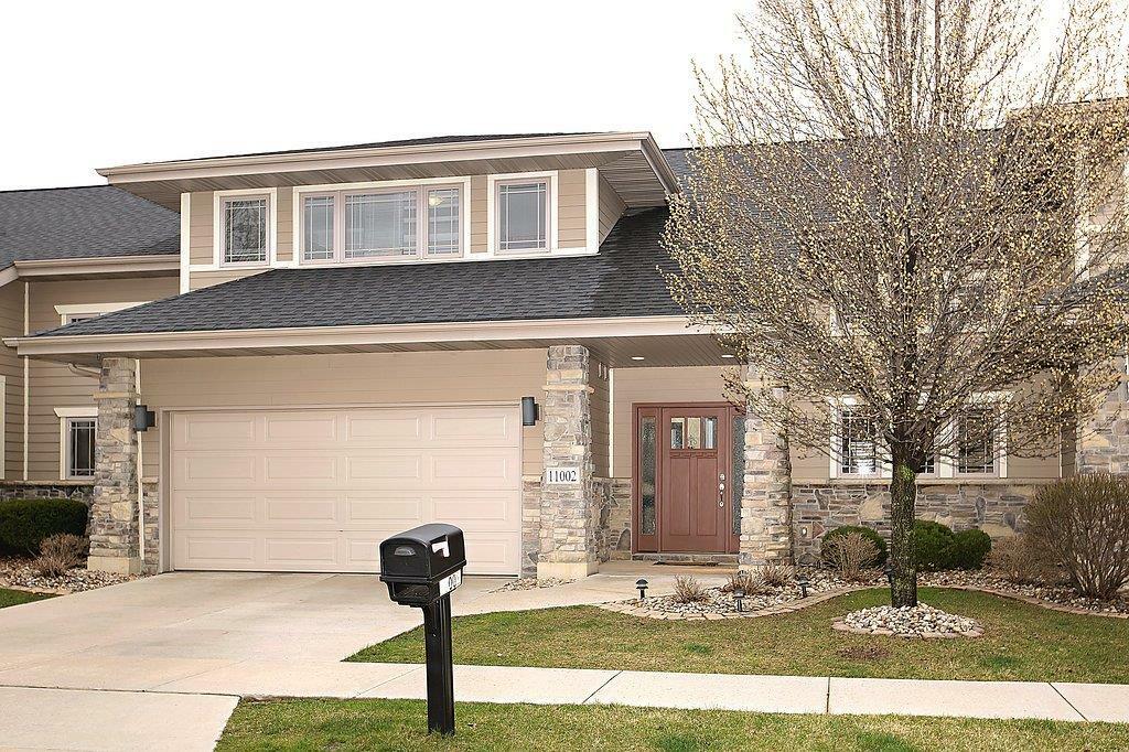 Property Photo: 11002 Beacon Court IN 46373