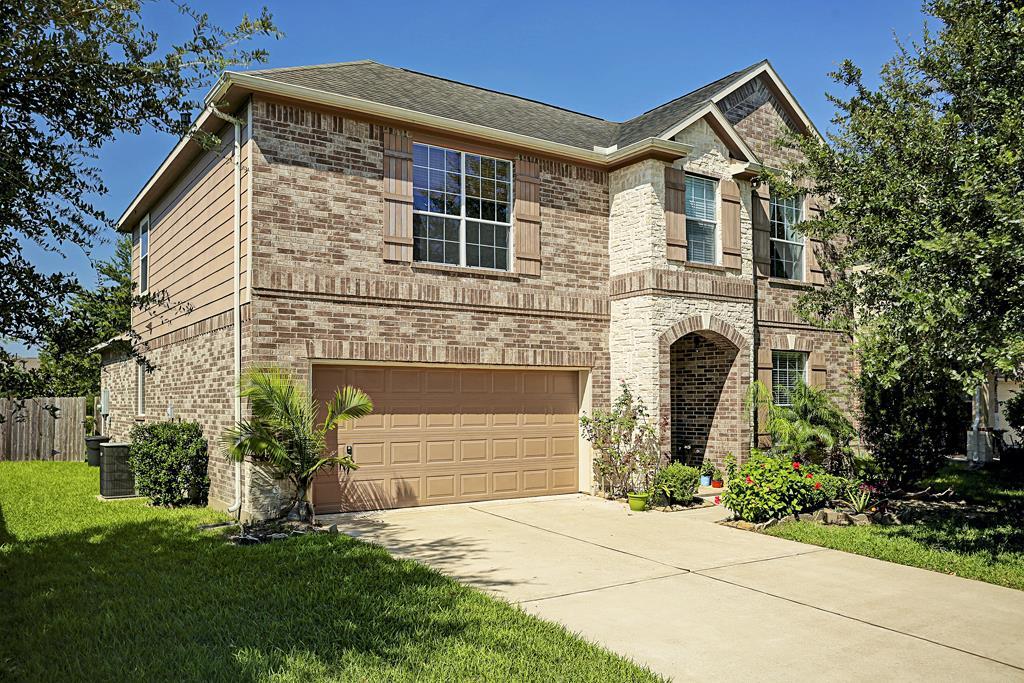 Property Photo:  12901 Southern Valley Drive  TX 77584 