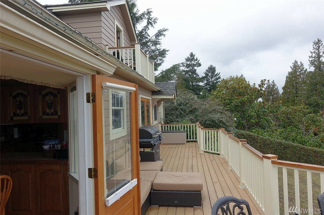 Property Photo:  455 Harrison St  WA 98250 