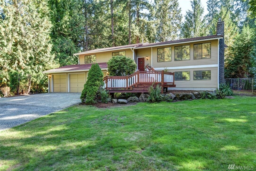 Property Photo: 21909 NE 54th Street WA 98052