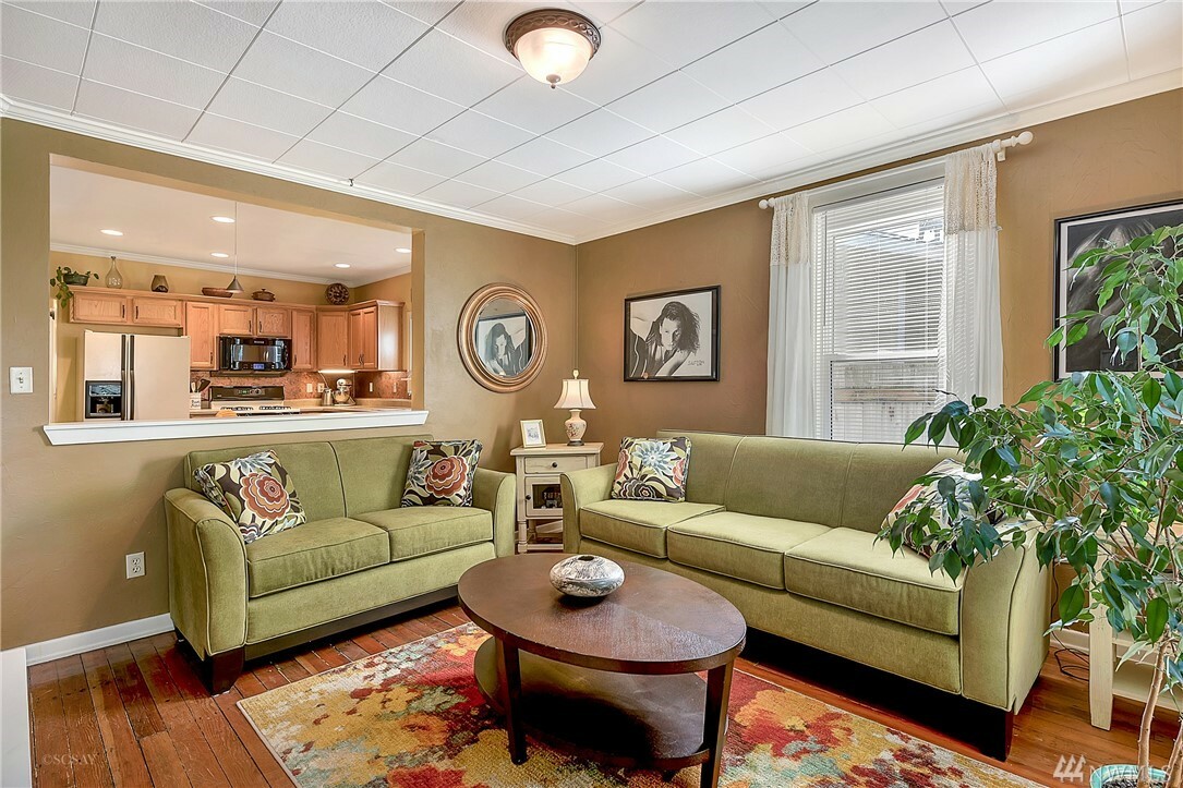 Property Photo: 573 G St WA 98230