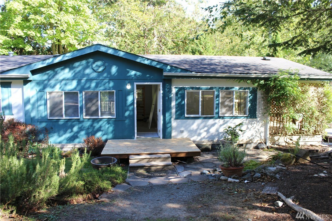 Property Photo:  2073 Firwood Lane  WA 98282 