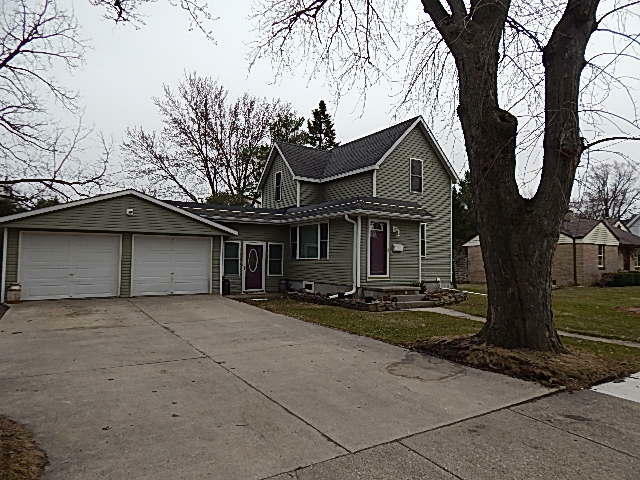 Property Photo: 257 W Rogers St WI 53027